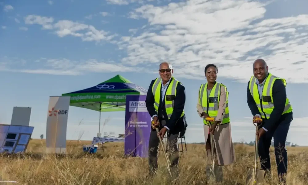 Africa-data-centre-solar-farm-SA-1140x694